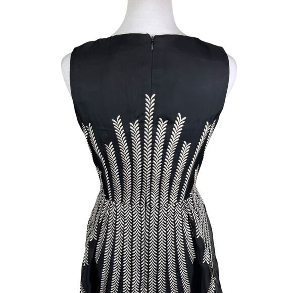 Cremieux Black Organza Embroidered Sleeveless Fit & Flare Cocktail Evening Dress - Picture 6 of 11